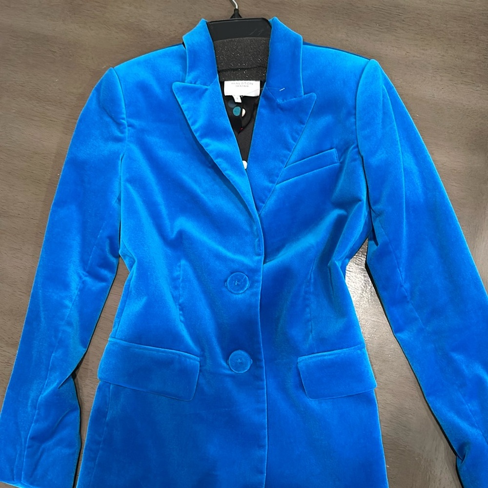 Halston Heritage Blue Velvet Blazer Size 2